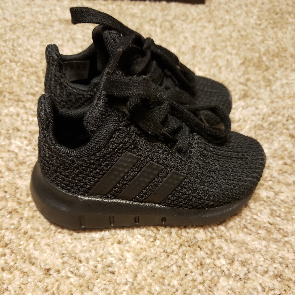 Adidas tubular x 3 stripe all black athletic shoes size 4 in excellent condition